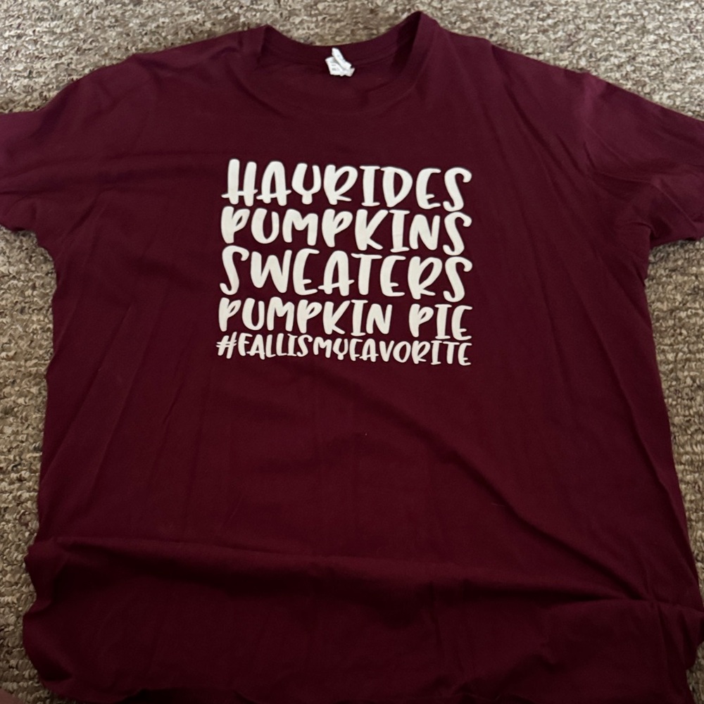Gildan Maroon Short Sleeve Tee